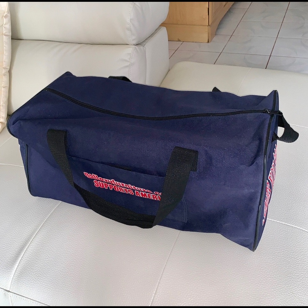 Navy blue zipper travel duffel bag